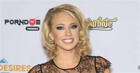 kagney linn|Porn Star Kagney Linn Karter Dead at 36 After Suicide